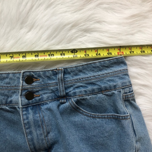 Fashion Nova Shorts - Picture 5 of 7